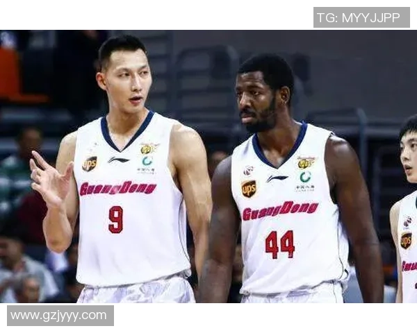 南京篮球队与深圳篮球队赛后战术分析与总结探讨